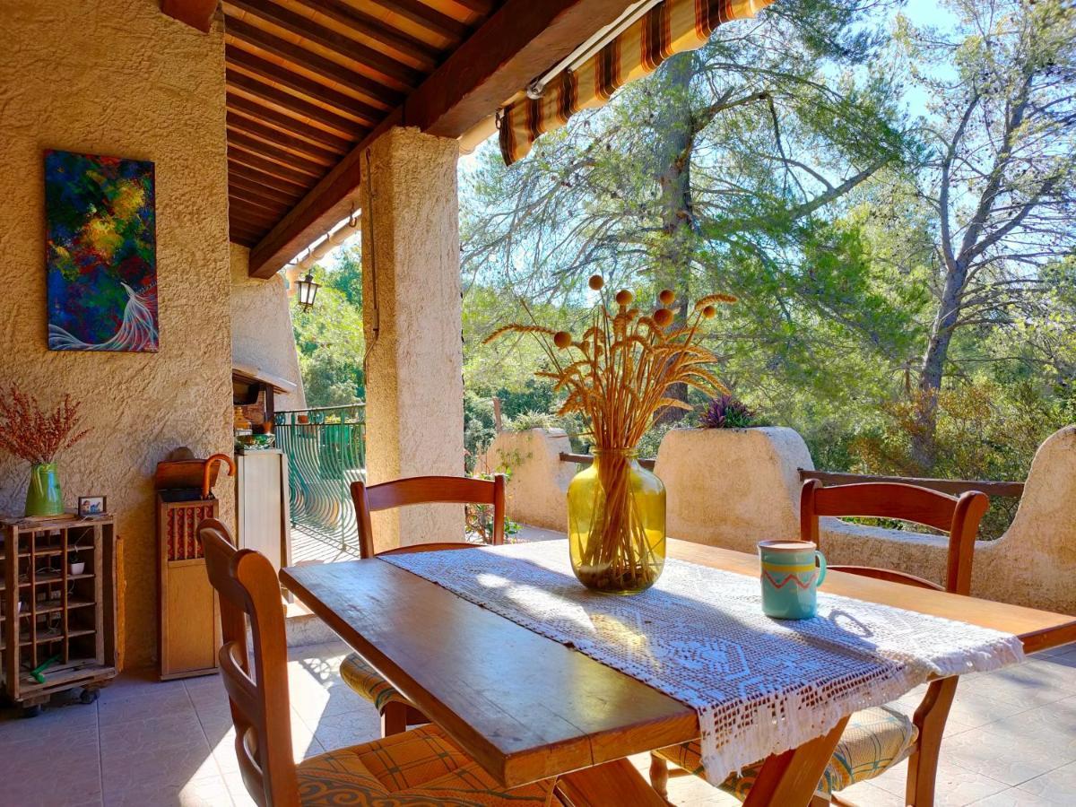 Villa Les Chariotins Draguignan Esterno foto